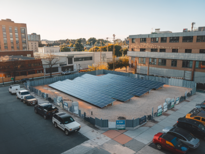 How cities can turn vacant lots into microgrids with solar and battery storage: a step-by-step guide for community action